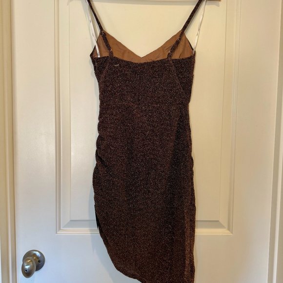 *NWT* (XS) Lulu's Iconic Angles Bronze Lurex Ruched Bodycon Mini Dress - Picture 7 of 8
